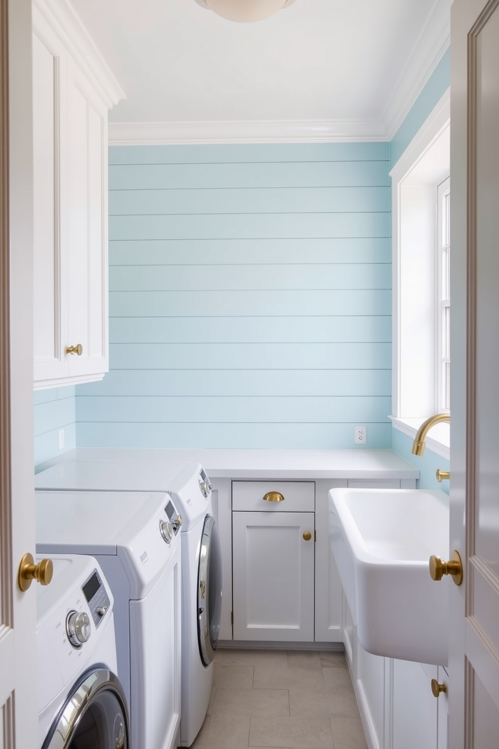 Blue Laundry Room Design Ideas 3