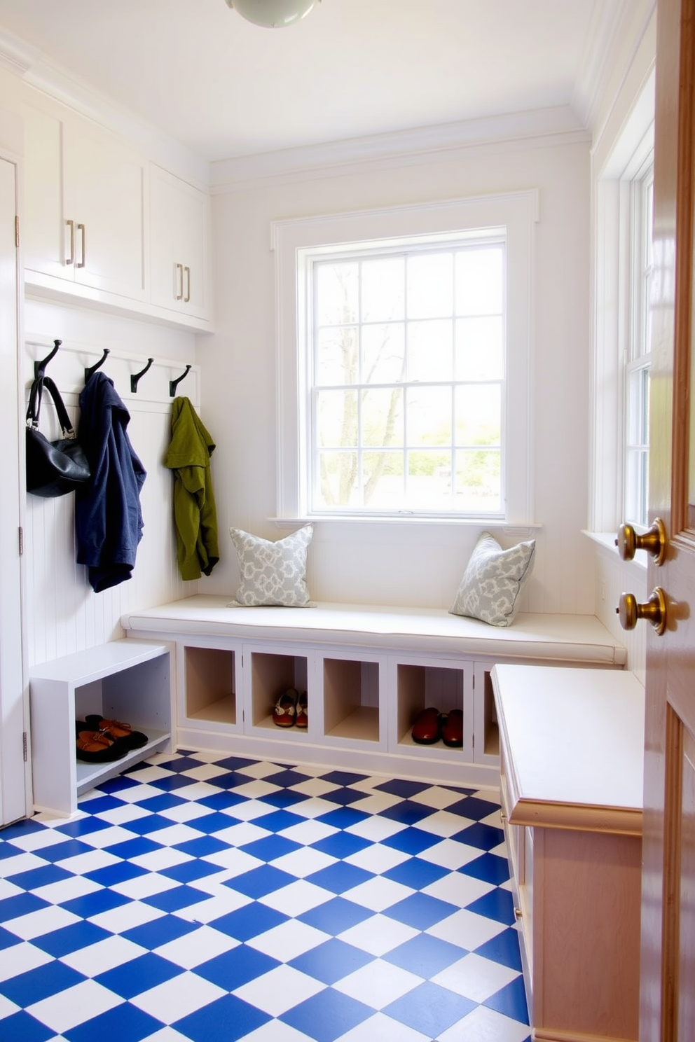 Blue Mudroom Design Ideas 13