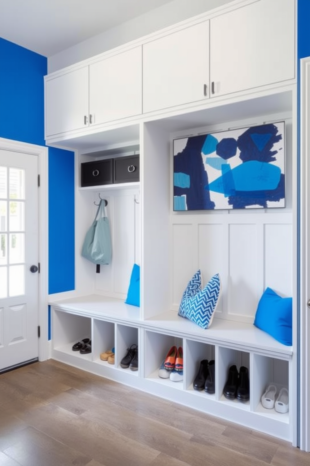 Blue Mudroom Design Ideas 30