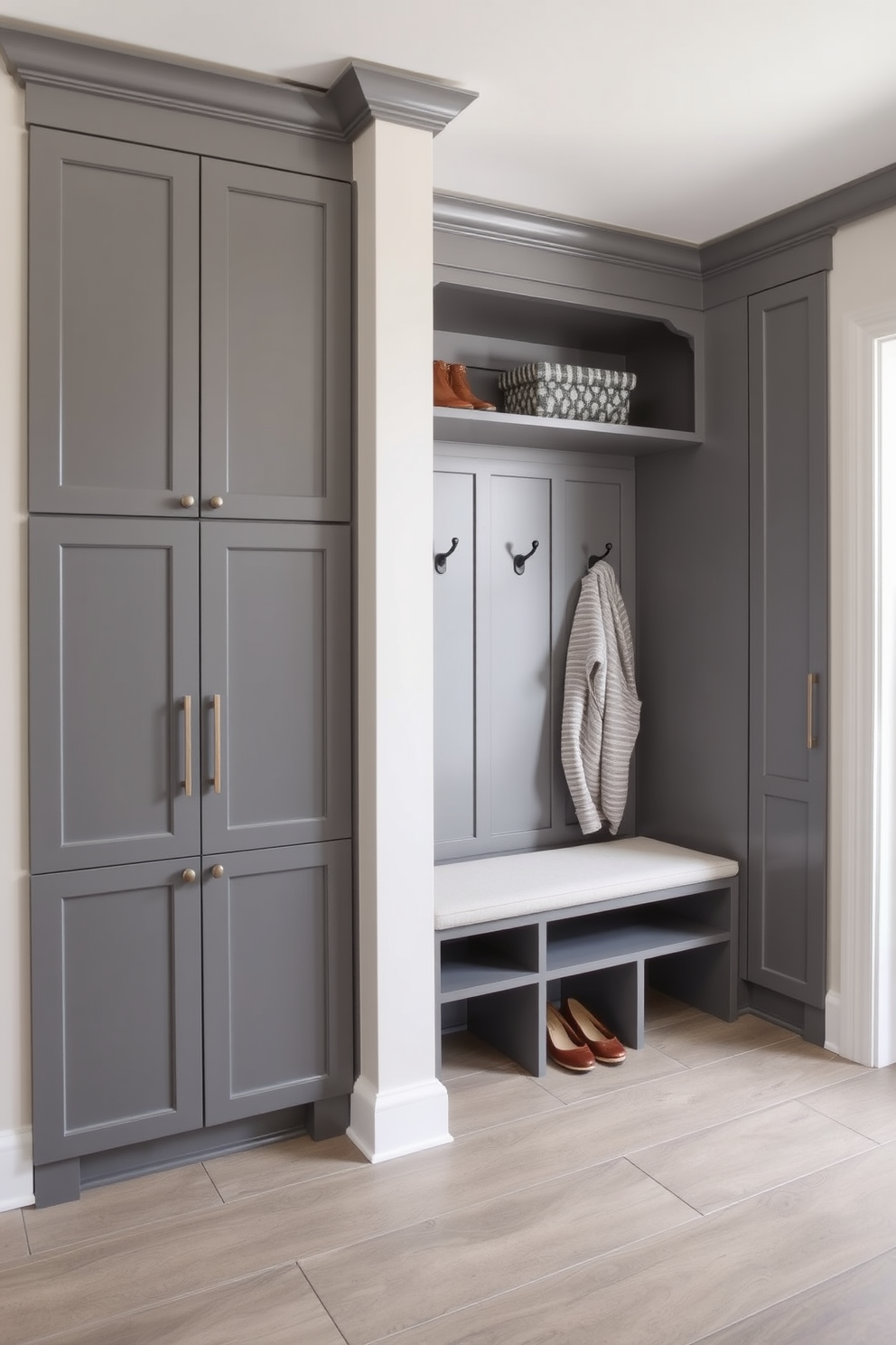 Gray Mudroom Design Ideas 1