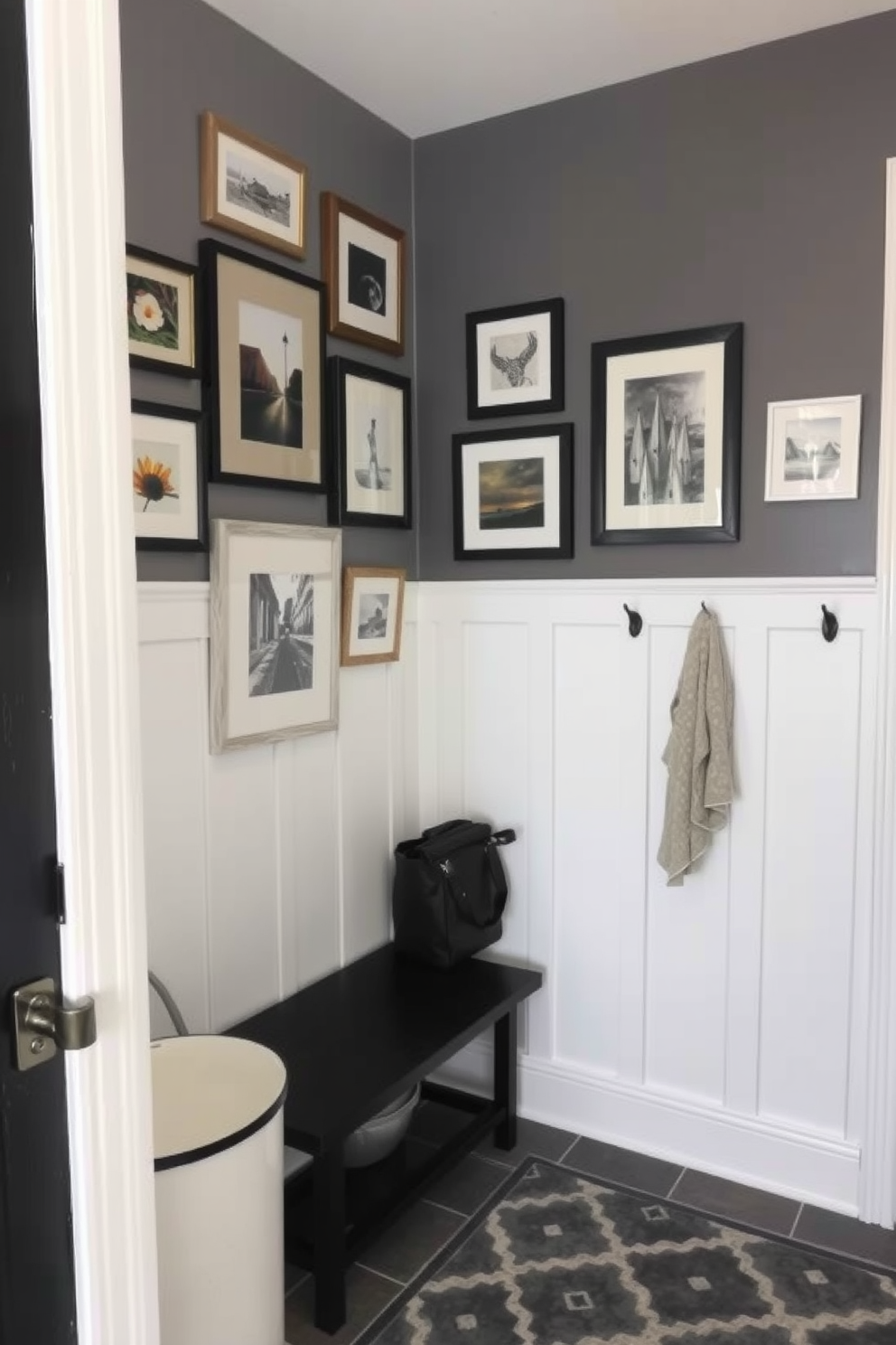 Gray Mudroom Design Ideas 18