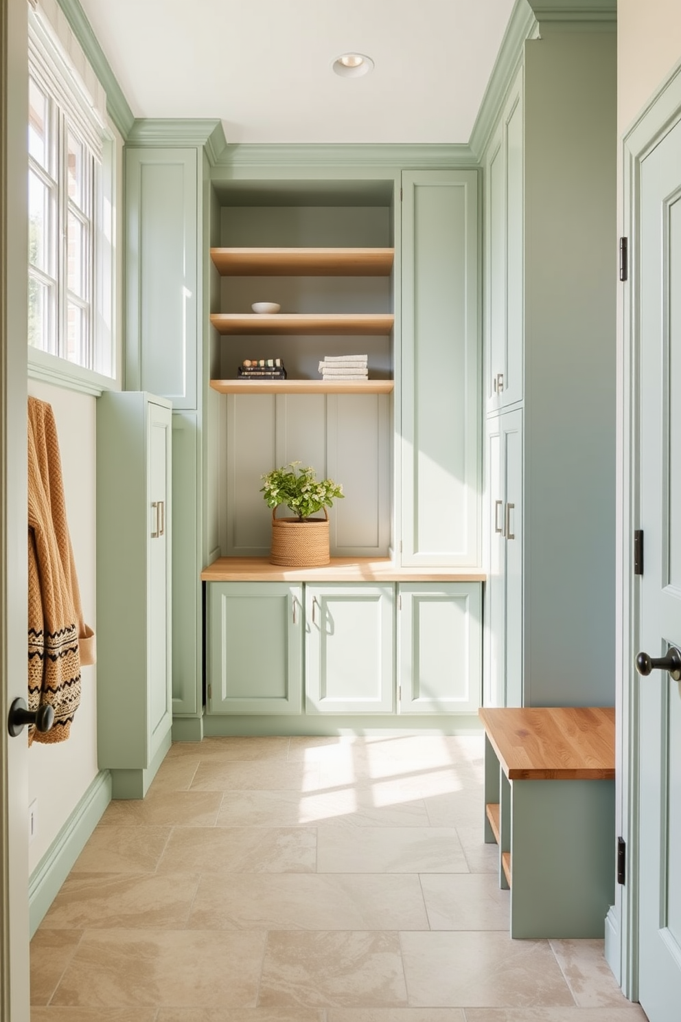 Green Mudroom Design Ideas 13