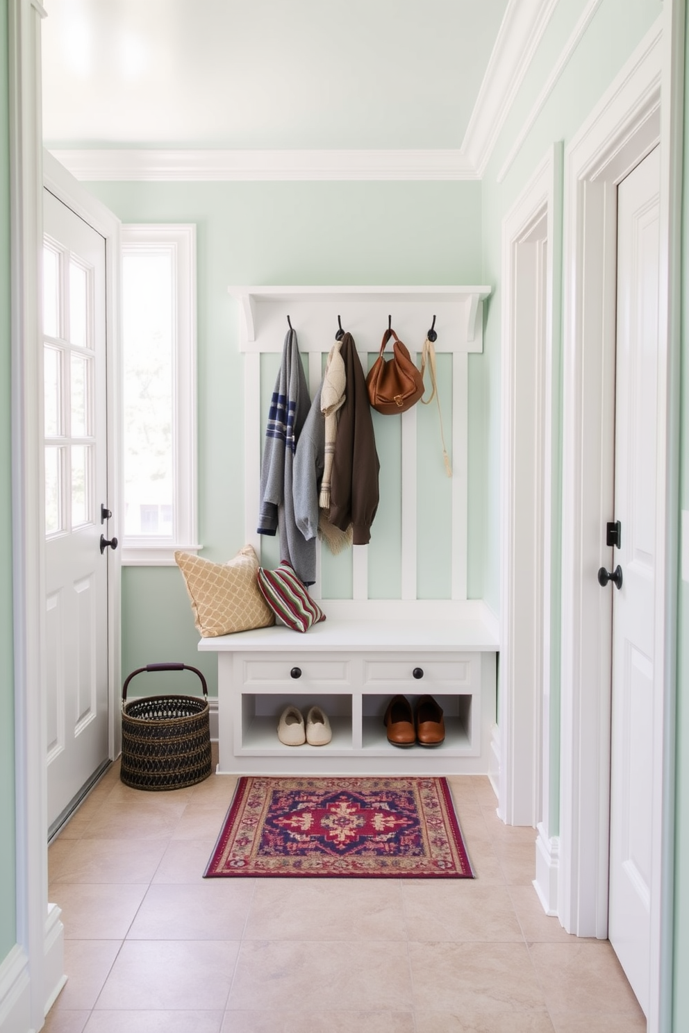 Green Mudroom Design Ideas 5