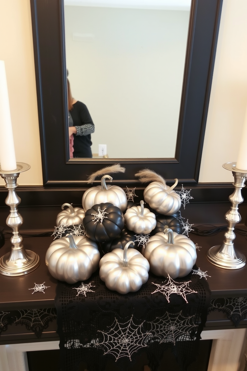 Halloween Mantel Decorating Ideas 20