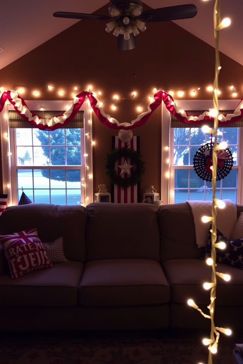 Independence Day Window Decorating Ideas 16