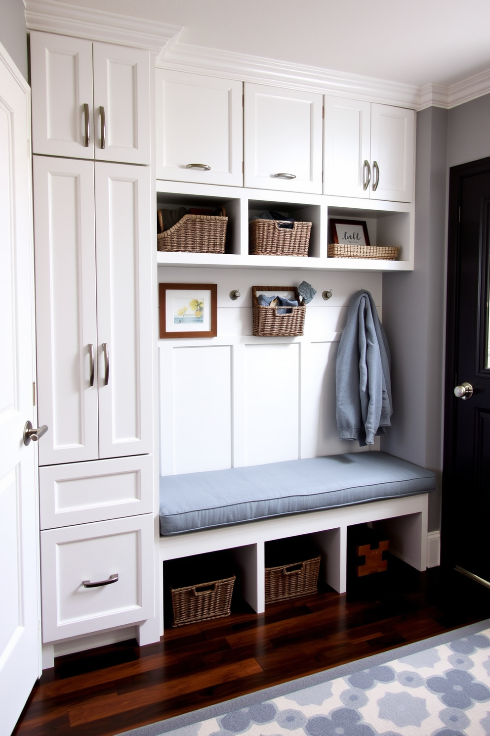 Labor Day Mudroom Decorating Ideas 15