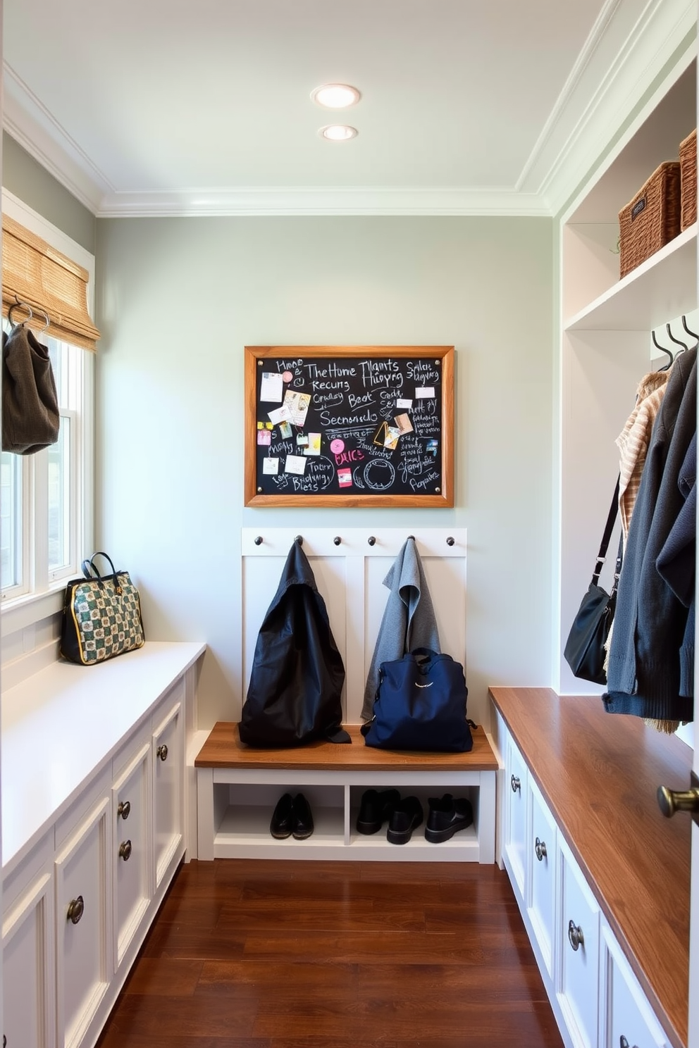 Large Mudroom Design Ideas 24