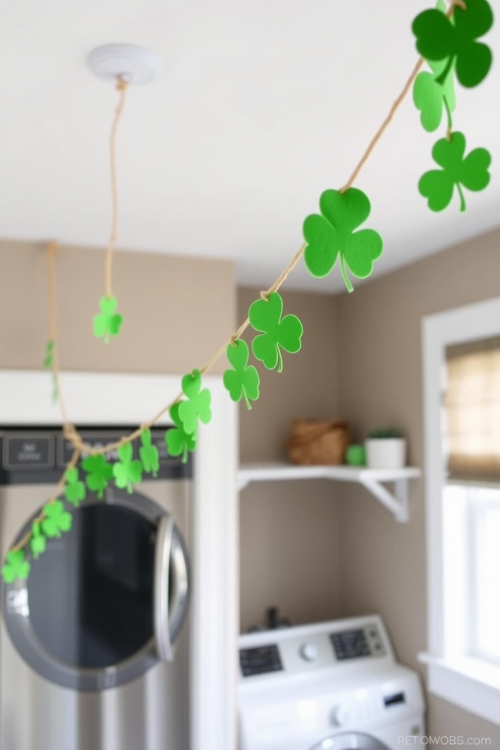 Laundry Room St Patricks Day Decorating Ideas 23