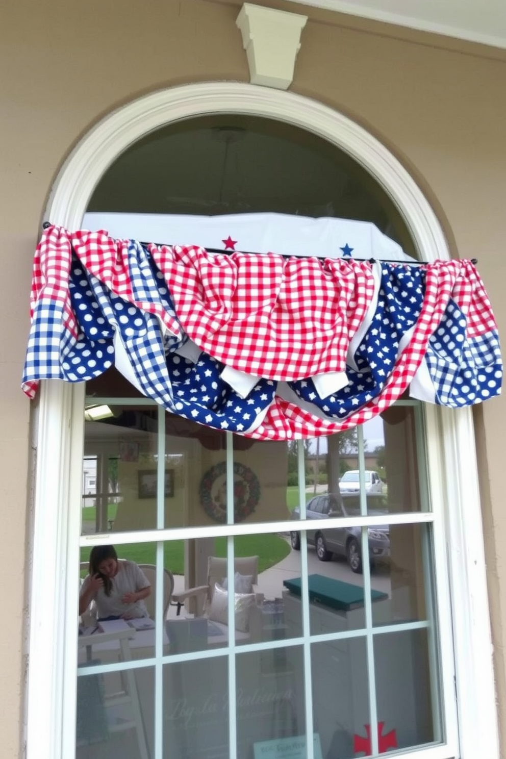 Memorial Day Window Decorating Ideas 17