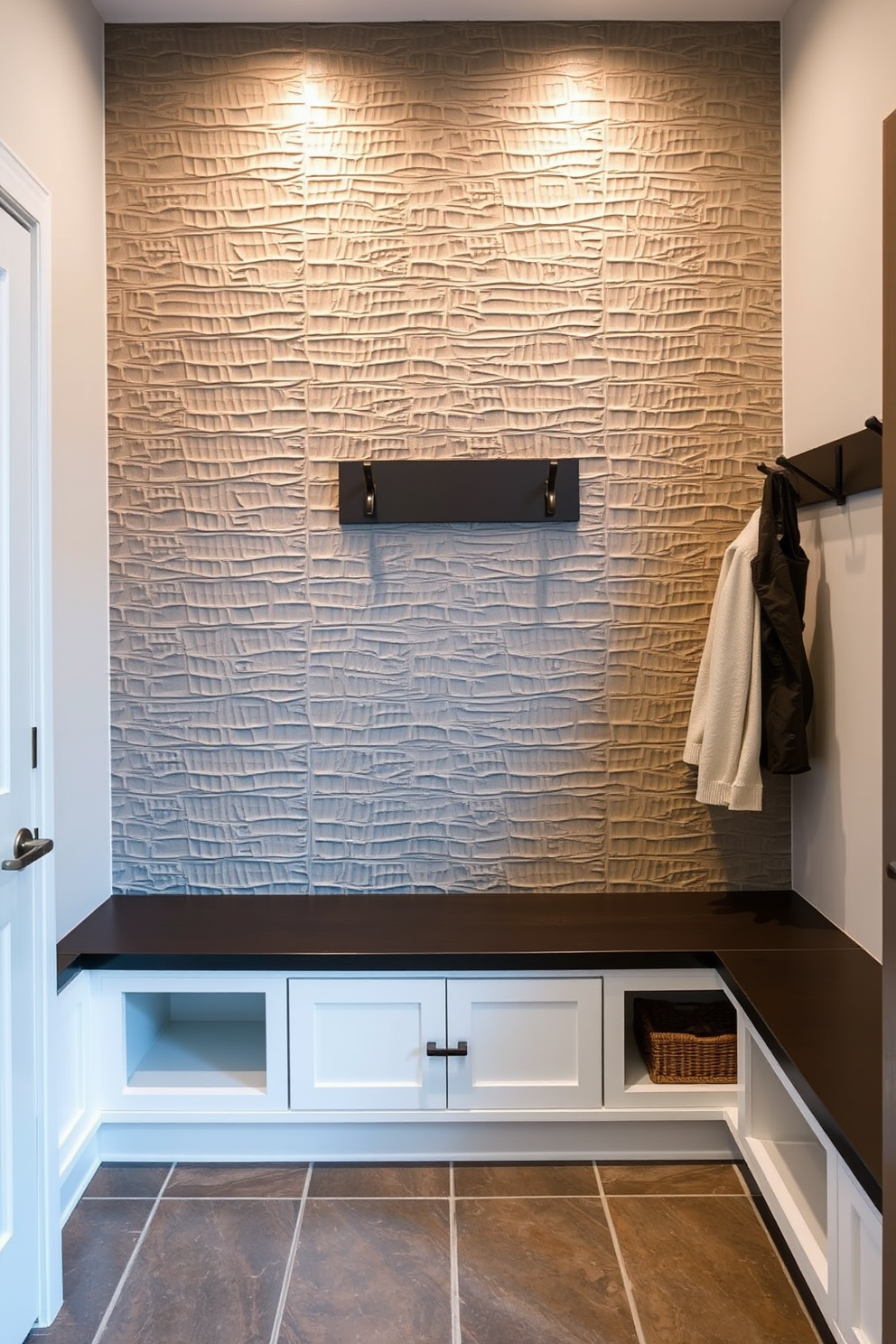 Modern Mudroom Design Ideas 7