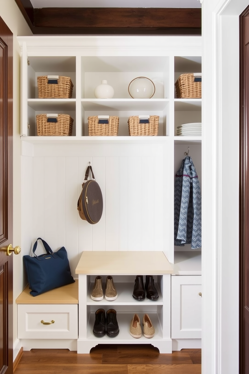 Mudroom Near Kitchen Design Ideas 10