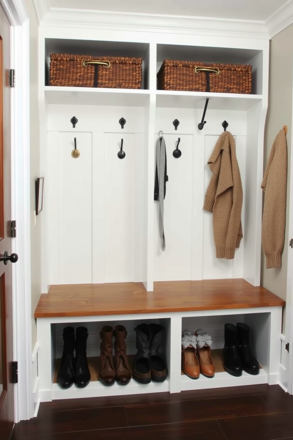 Mudroom Near Living Room Design Ideas 14