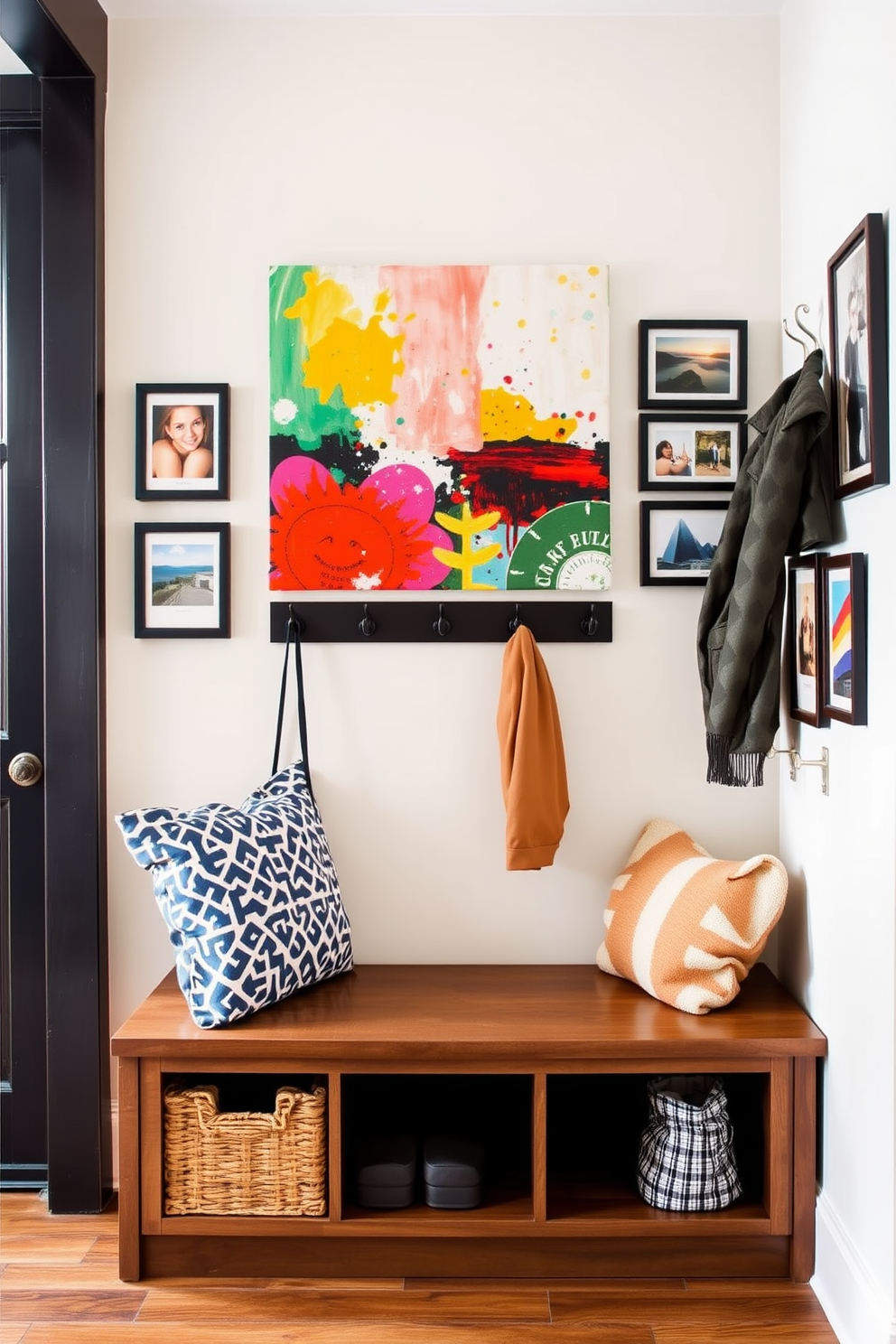 Simple Mudroom Design Ideas 23