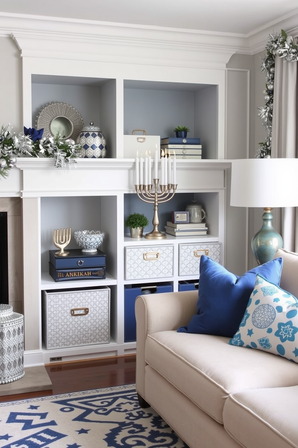 Small Living Room Hanukkah Decorating Ideas 22