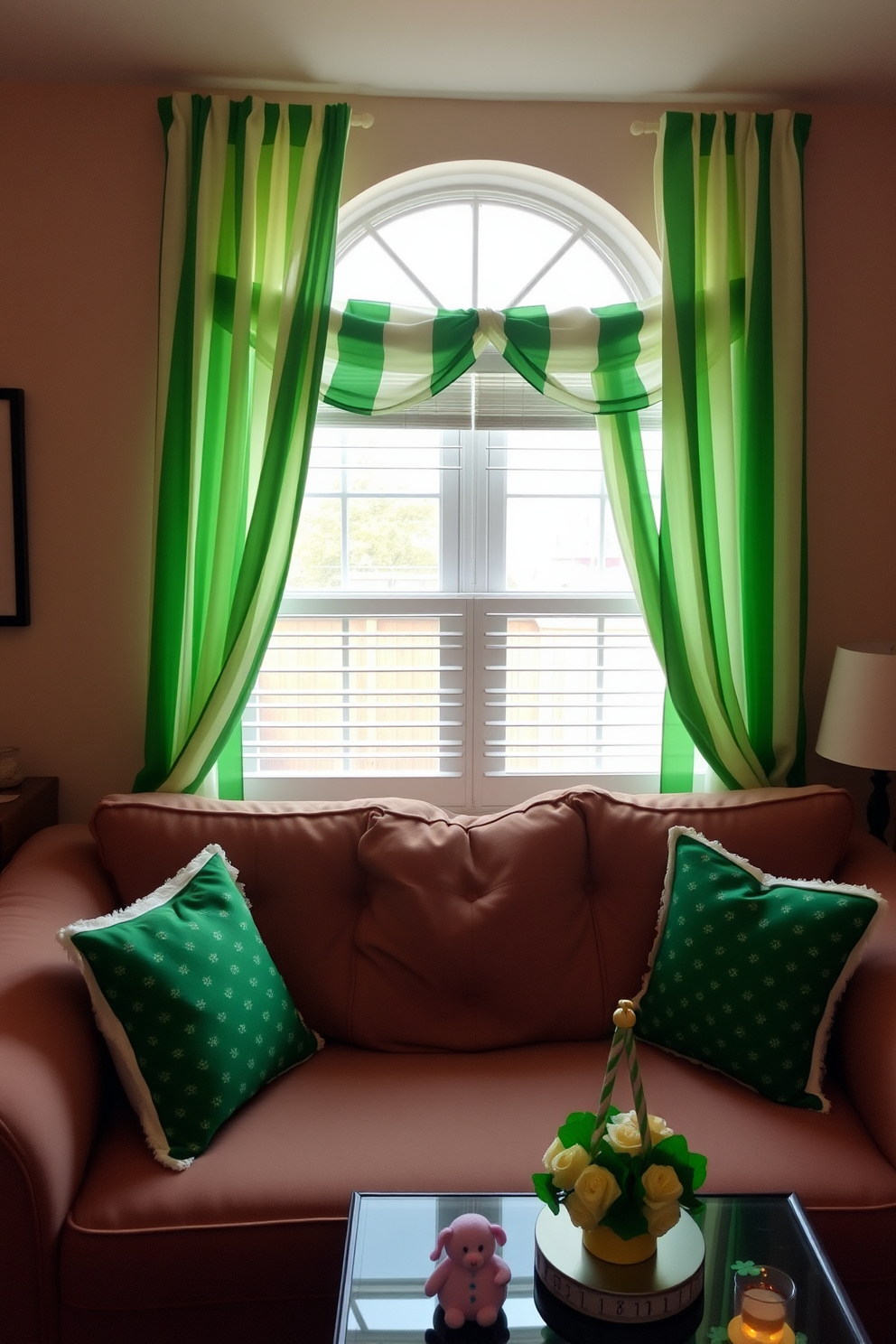 Small Living Room St Patricks Day Decorating Ideas 21