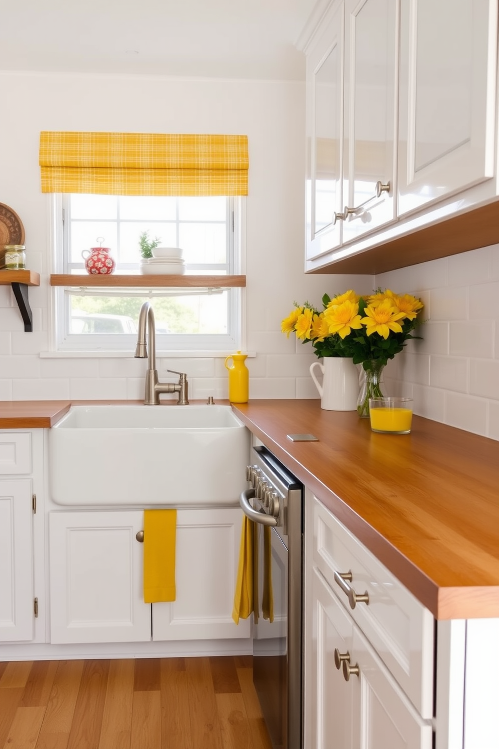 Yellow Kitchen Design Ideas 12