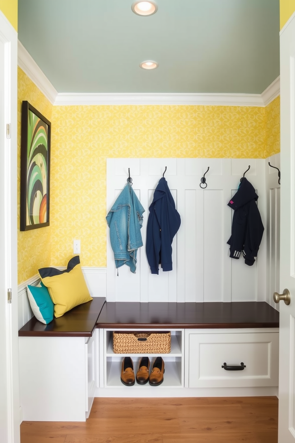 Yellow Mudroom Design Ideas 3