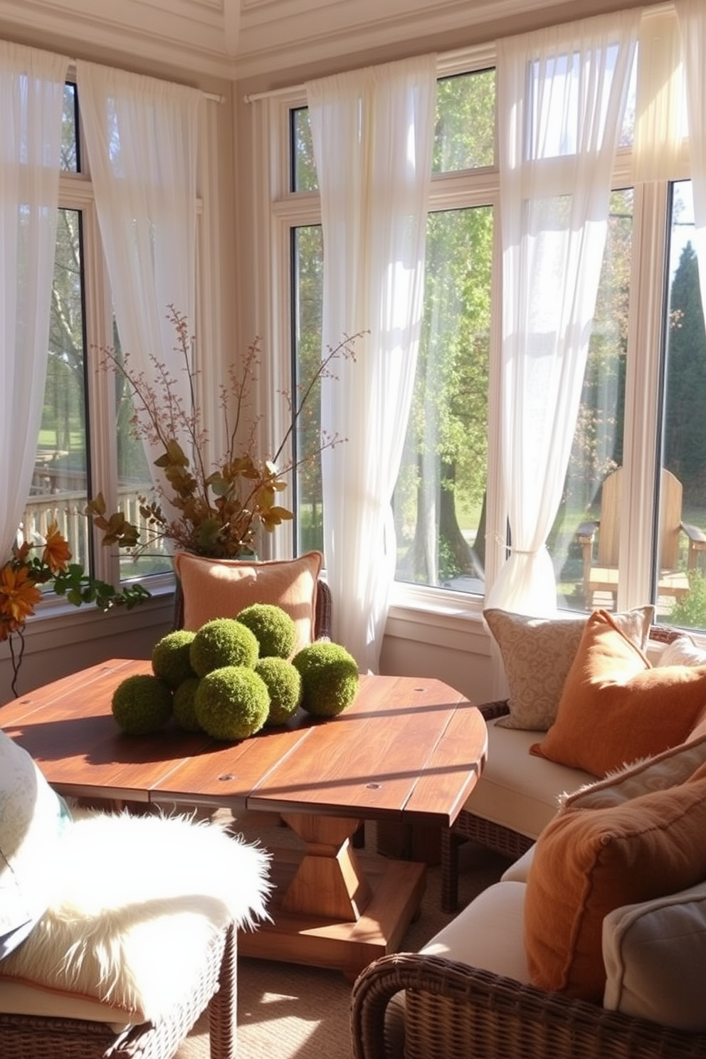 Fall Sunroom Decorating Ideas 14