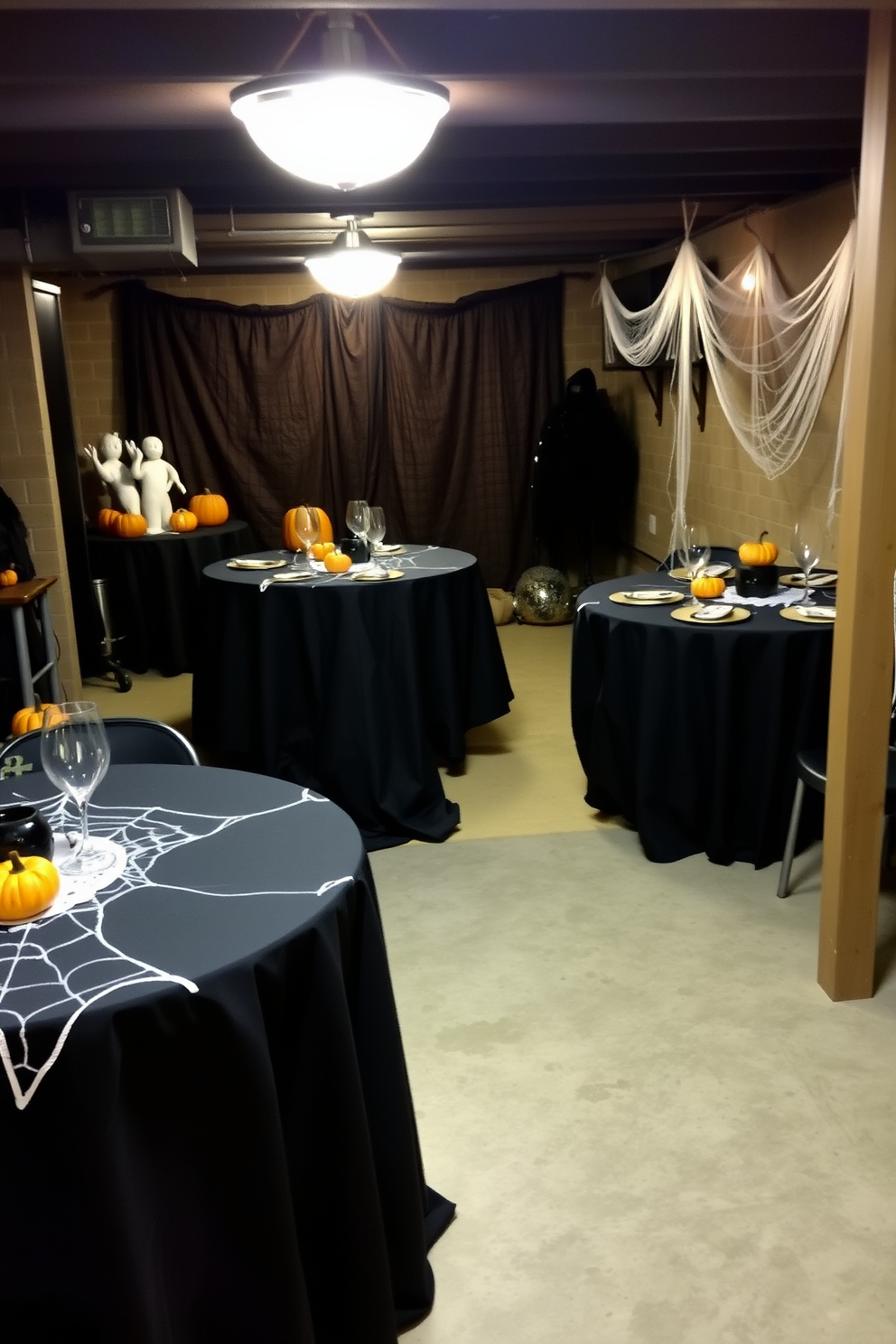 Halloween Basement Decorating Ideas 29