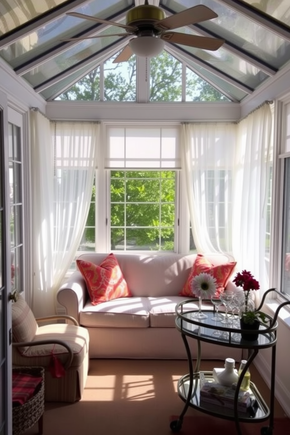 Spring Sunroom Decorating Ideas 23