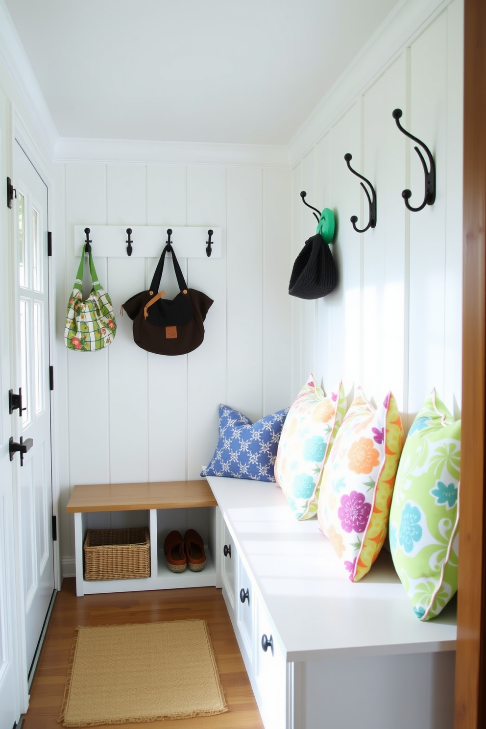 Summer Mudroom Decorating Ideas 16