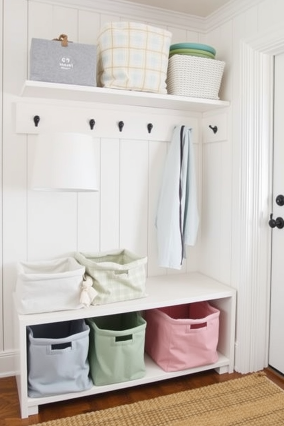 Summer Mudroom Decorating Ideas 23