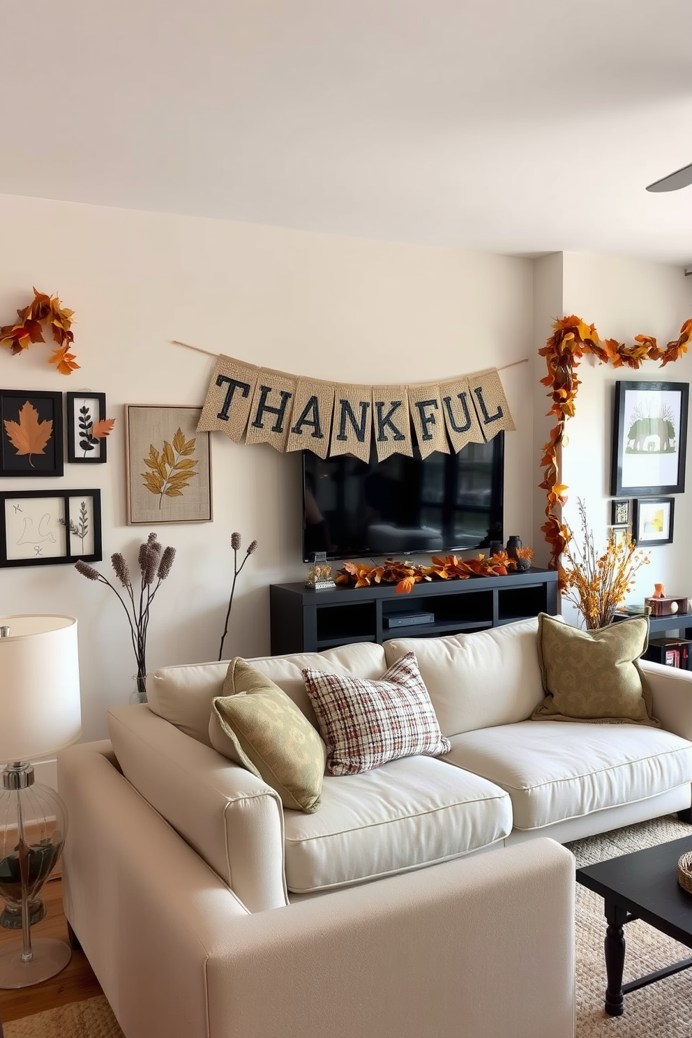 Thanksgiving Apartment Decorating Ideas 4