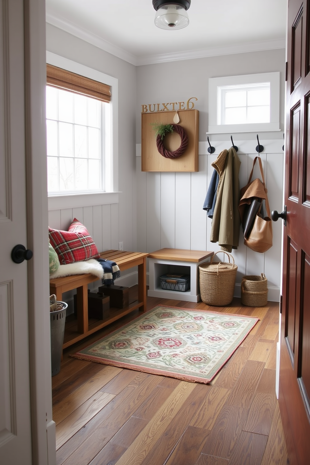 Winter Mudroom Decorating Ideas 17